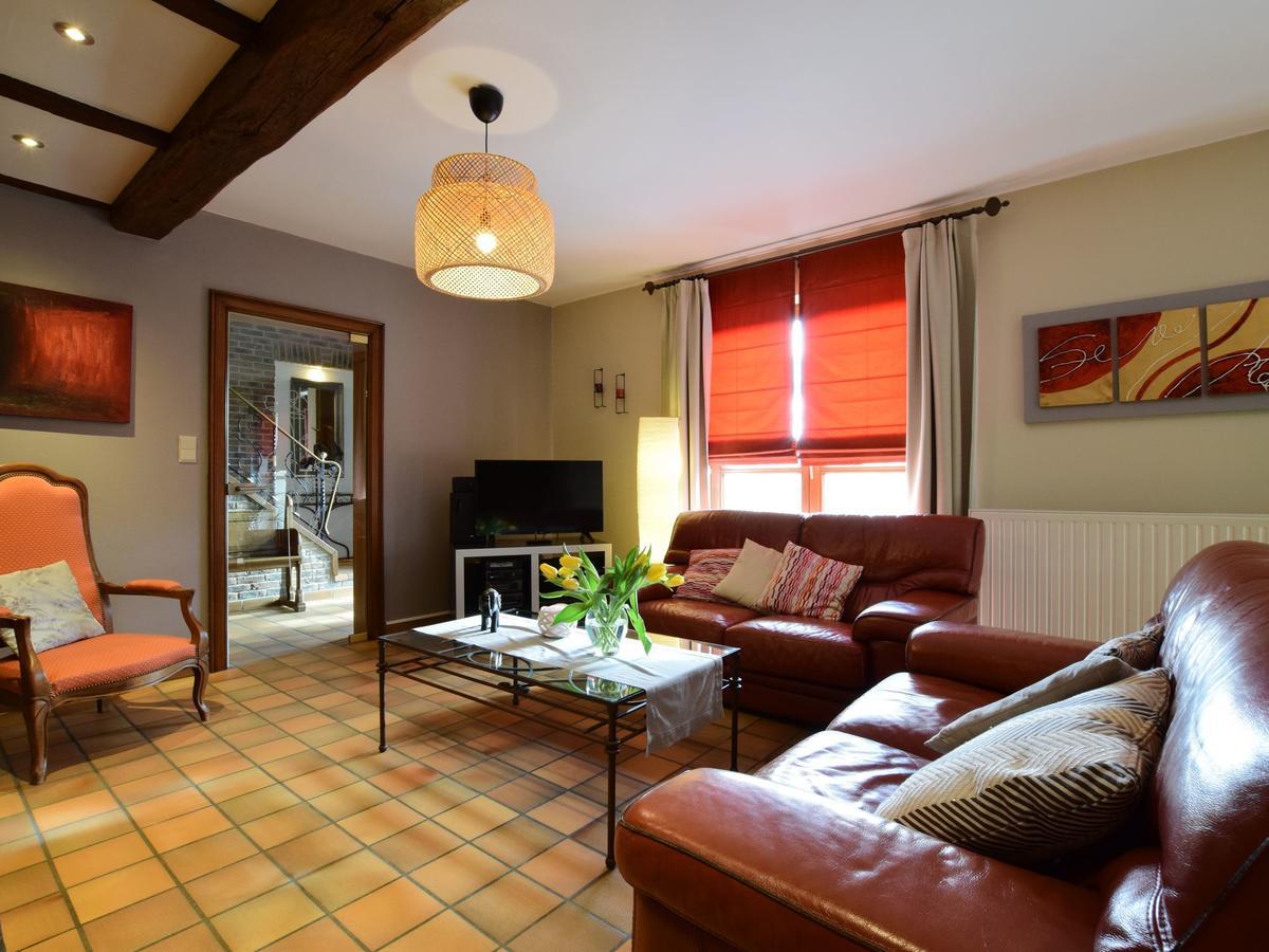 Cozy Holiday Home In Noville With Private Terrace Luzery Екстер'єр фото