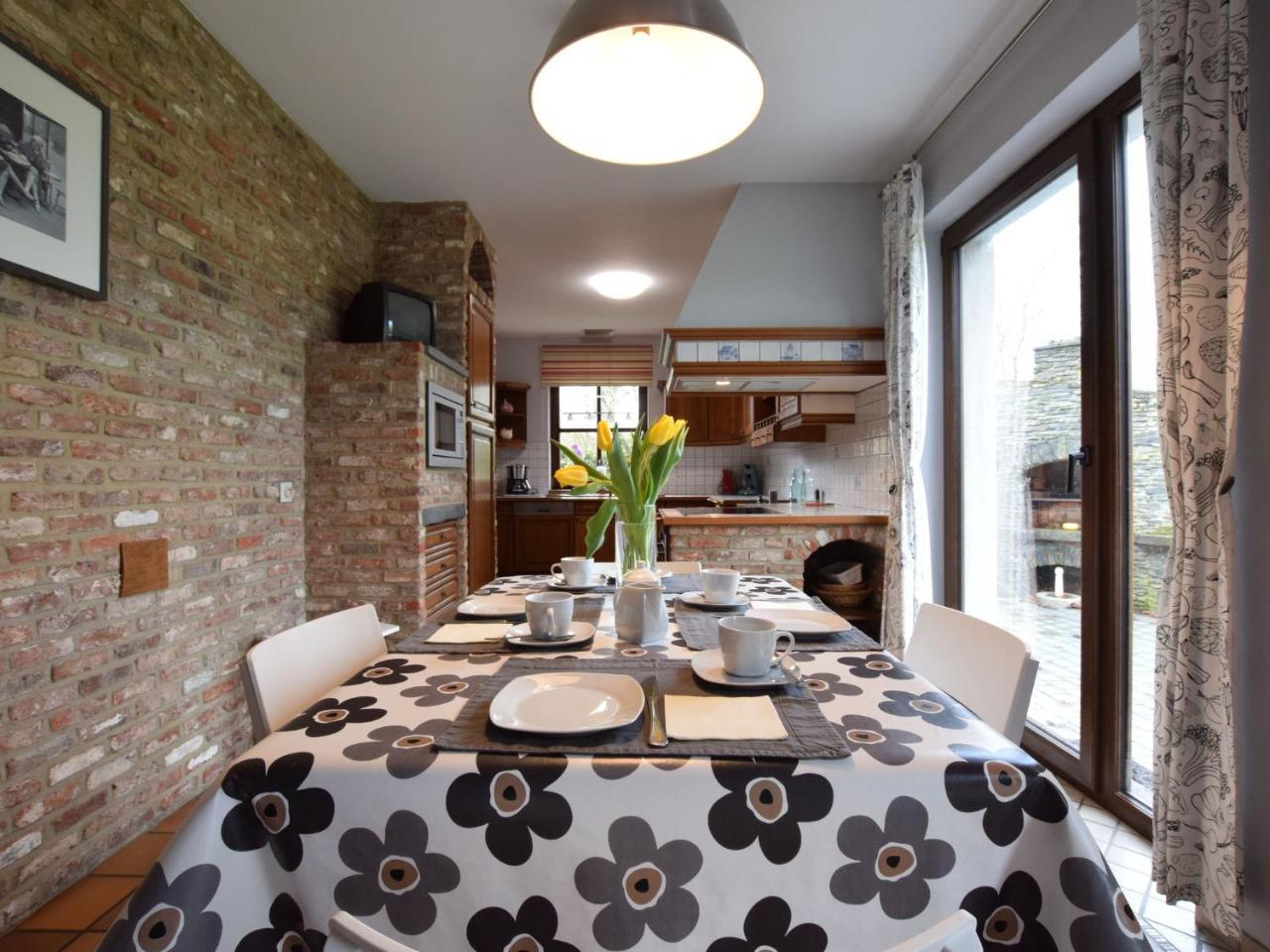 Cozy Holiday Home In Noville With Private Terrace Luzery Екстер'єр фото